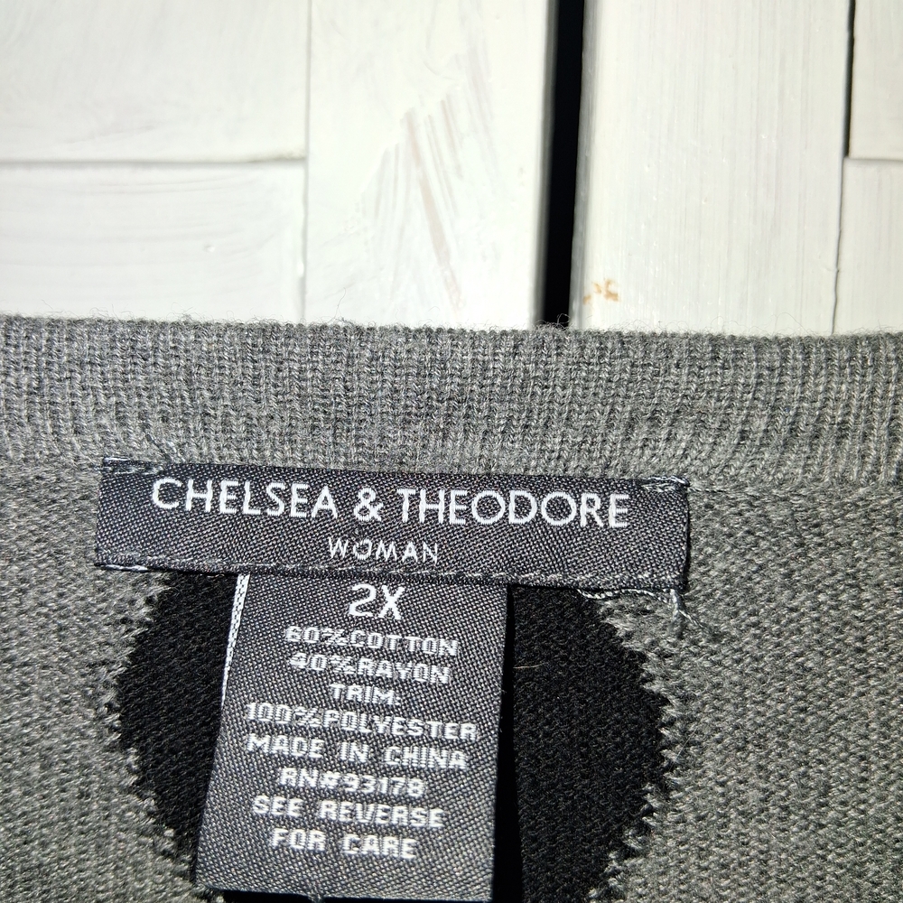 Chelsea & Theodore Charcoal Knit Top - Picture 3 of 7